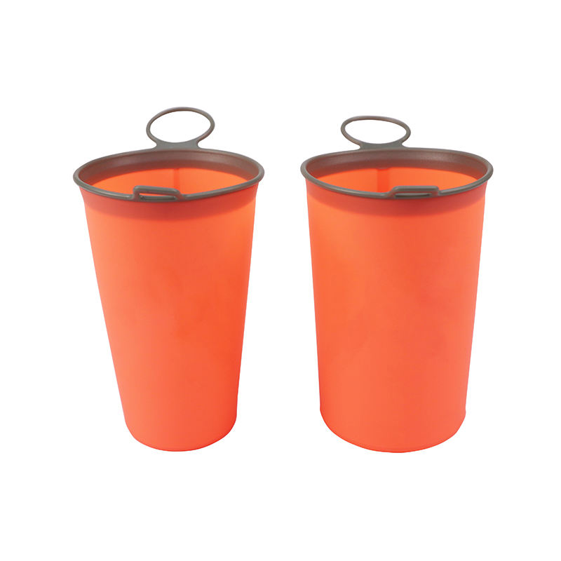 Cupán Uisce In-Fhillte Silicone Iniompartha In-ath-inúsáidte